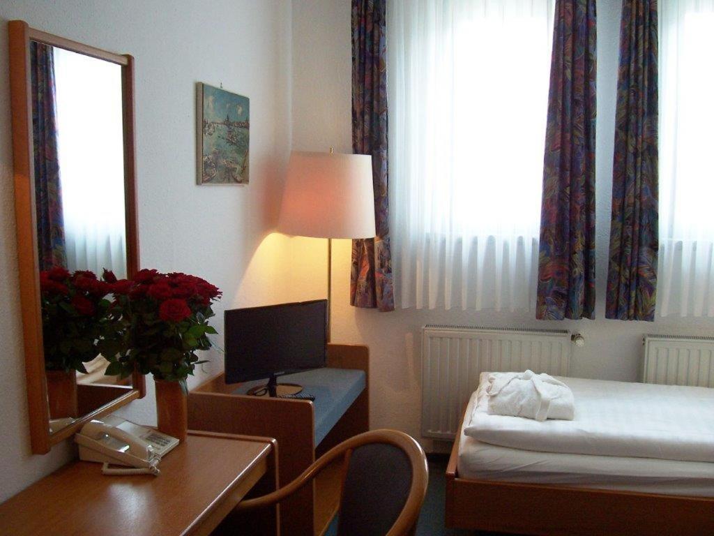 Hotel Vogtland Bad Elster Bagian luar foto