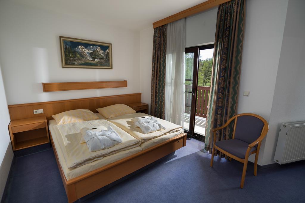 Hotel Vogtland Bad Elster Bagian luar foto