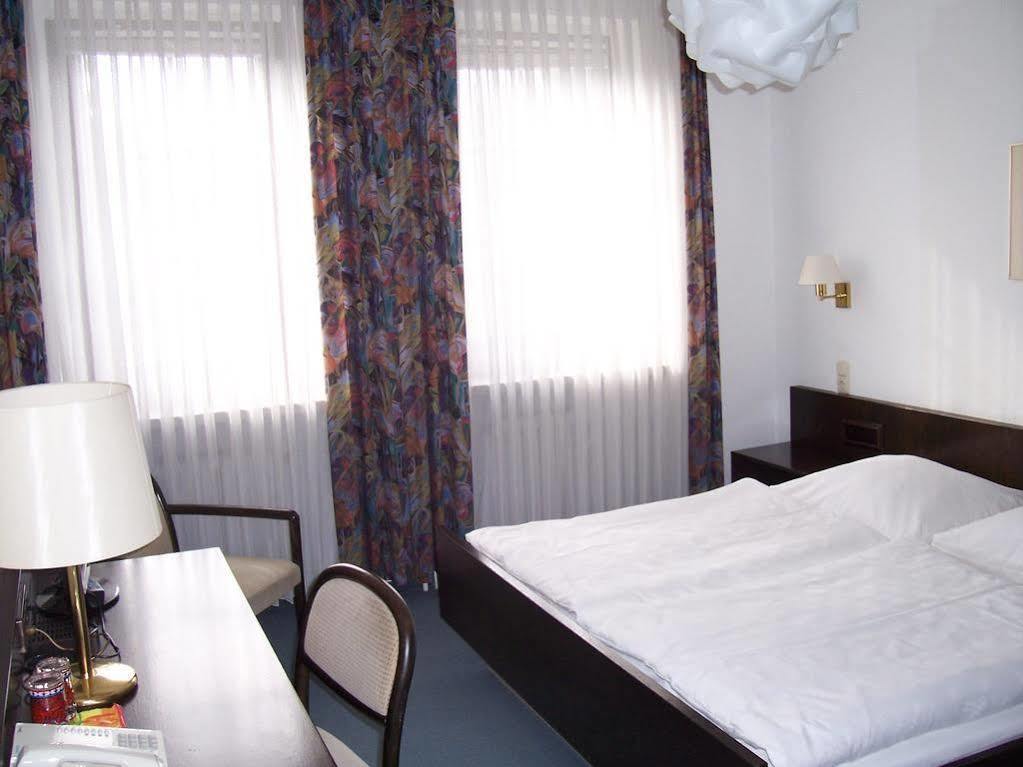 Hotel Vogtland Bad Elster Bagian luar foto